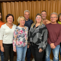 Der neu gewählte Vorstand und die geehrten Mitglieder